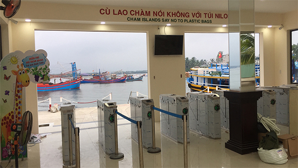 三桿閘機(jī)的構(gòu)件？